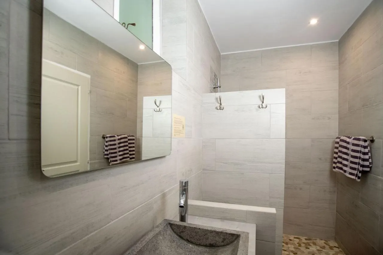 Hotel Les Orangers Hyeres