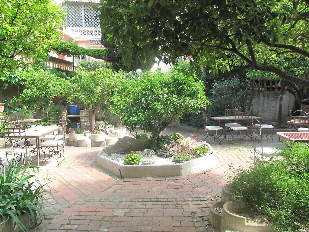 Hotel Les Orangers Hyeres